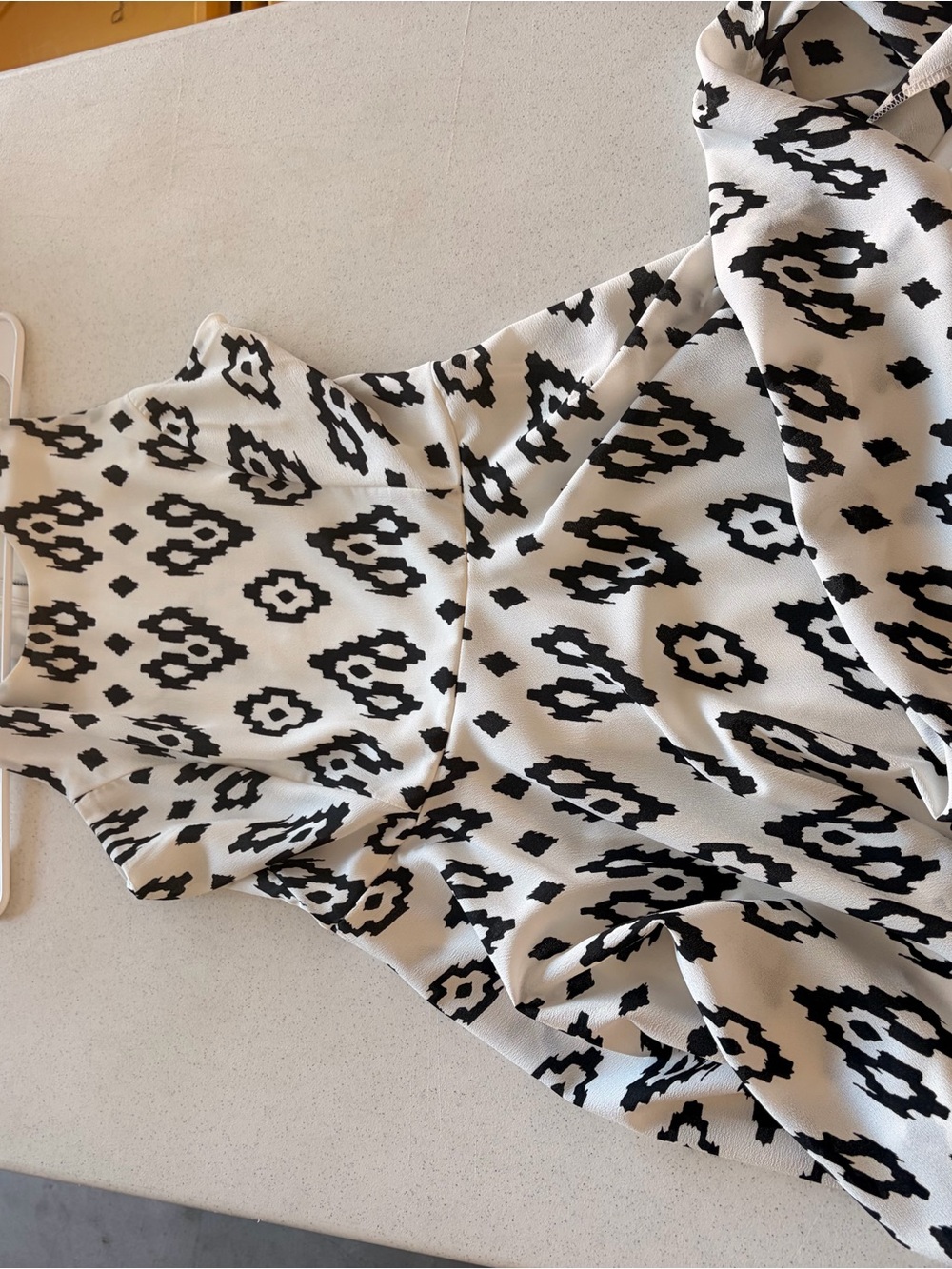 dee elle Black & White Geometric Sleeveless Fit-and-Flare Mini Dress - Picture 5 of 5